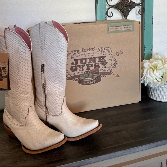 NWT Junk Gypsy by Lane White Boots - Picture 2 of 13